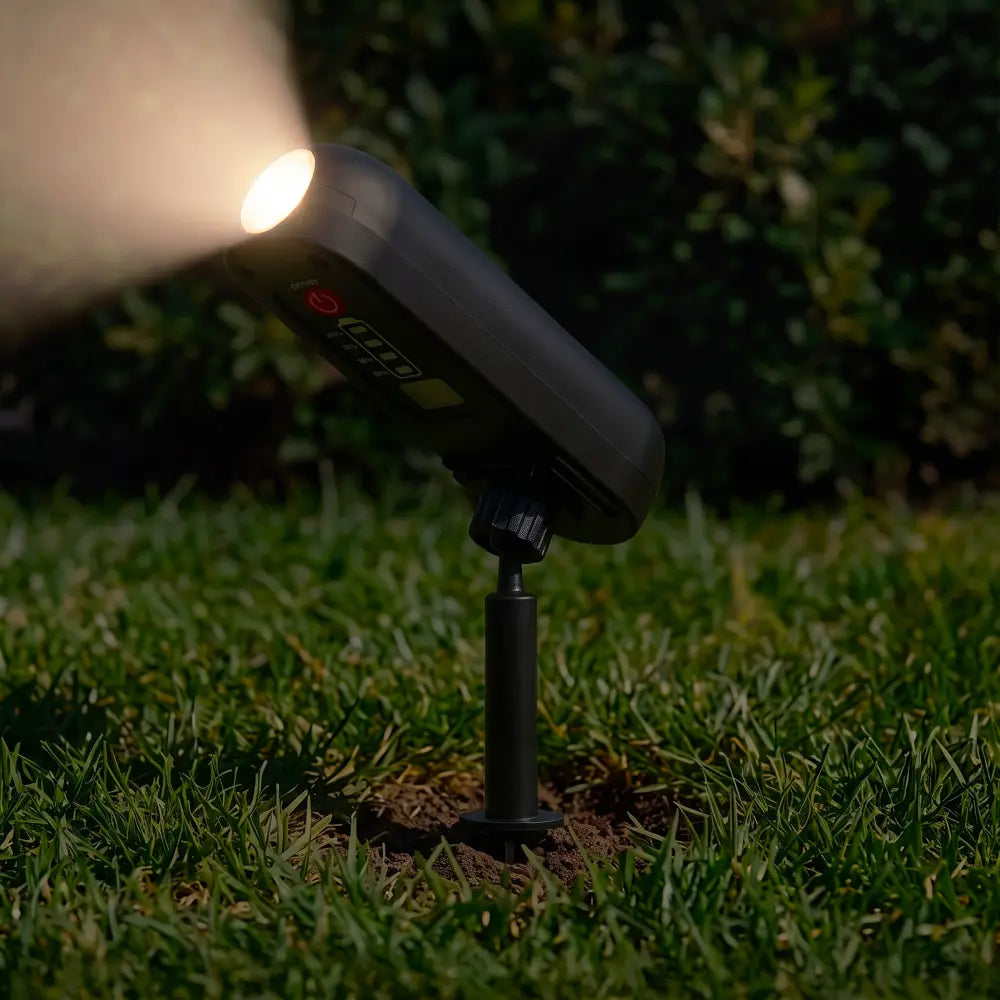 Spot Solaire Orientable 360° - Vert ou Blanc Chaud